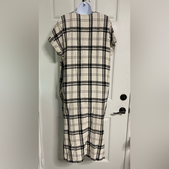 D2- AMERICAN HOLIC Plaid LINEN-Blend Maxi Dress - Picture 8 of 8